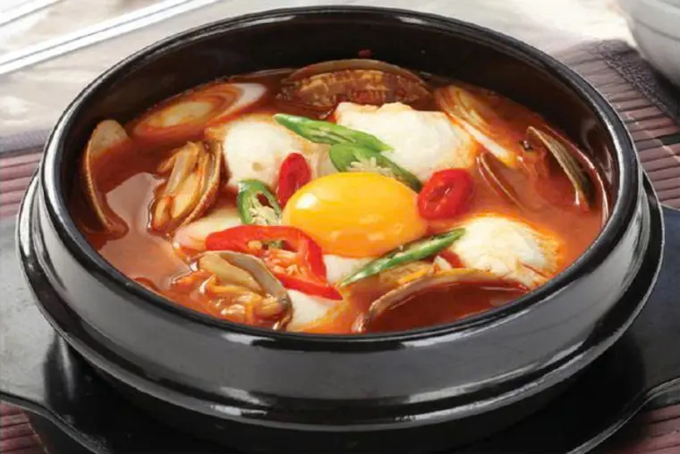 Canh đậu hủ hải sản cay