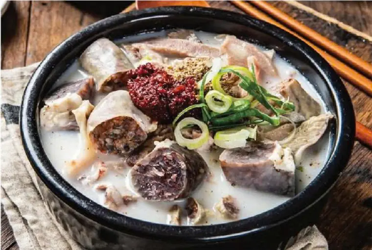 Canh dồi bao tử heo
