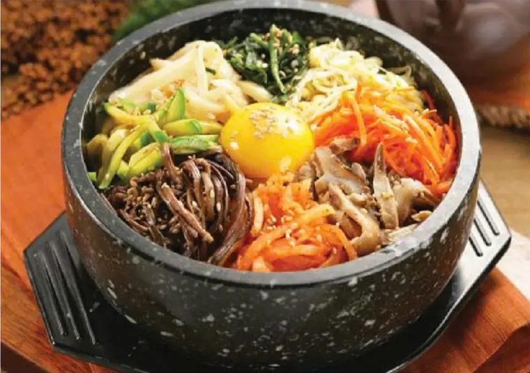 Cơm trộn rau củ kiểu Hàn tại Gogizip BBQ