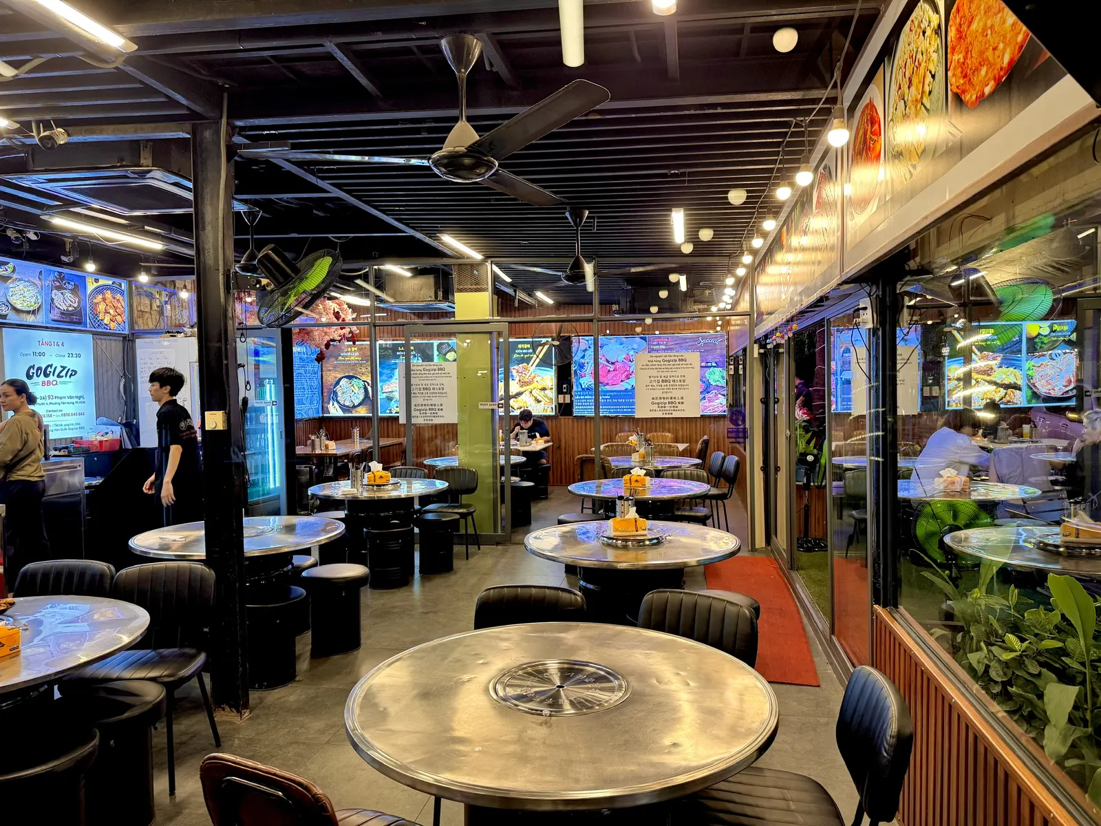 Khu điều hòa mở Gogizip BBQ