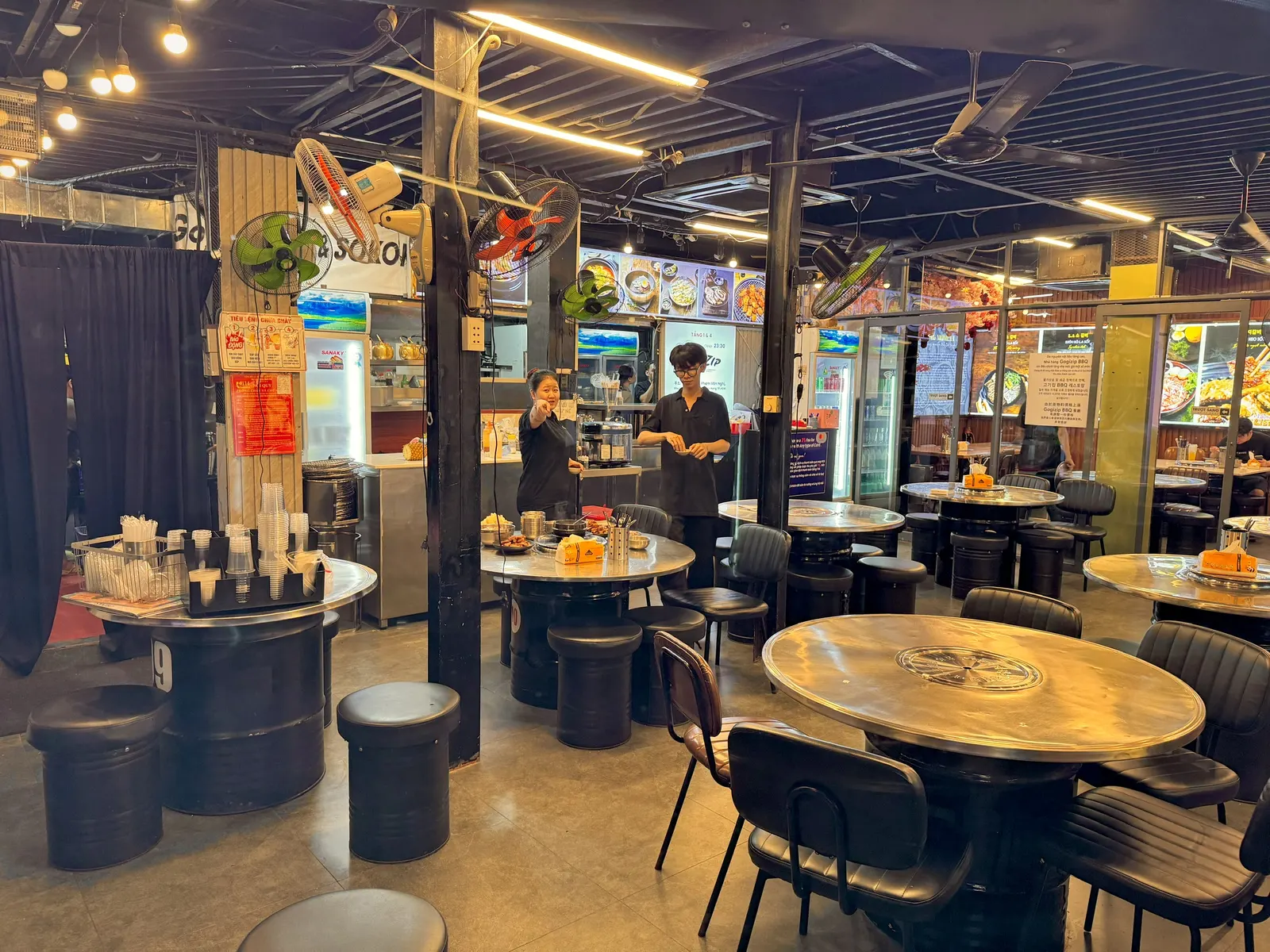 Khu điều hòa mở Gogizip BBQ