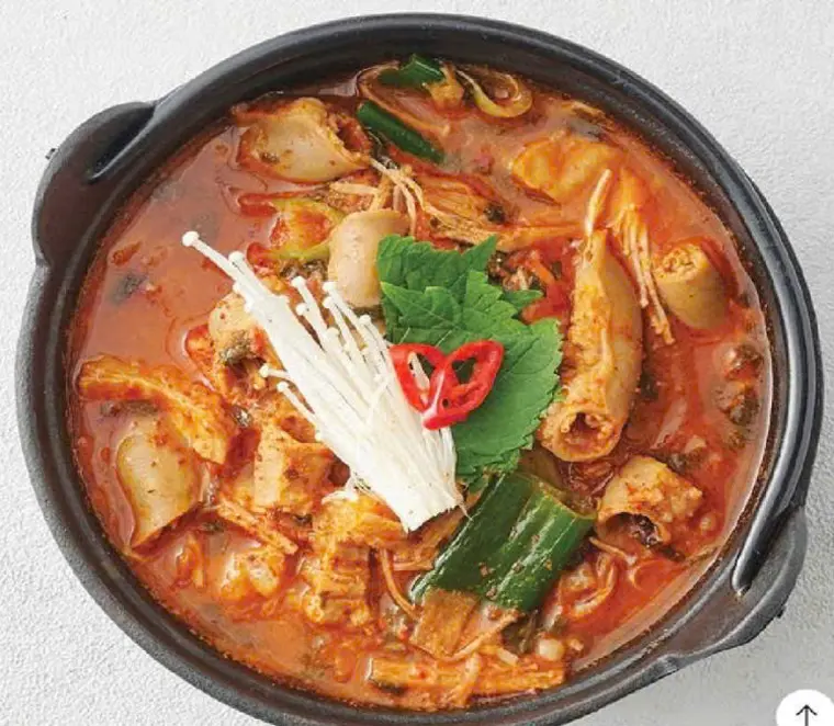 Lẩu lòng bò cay