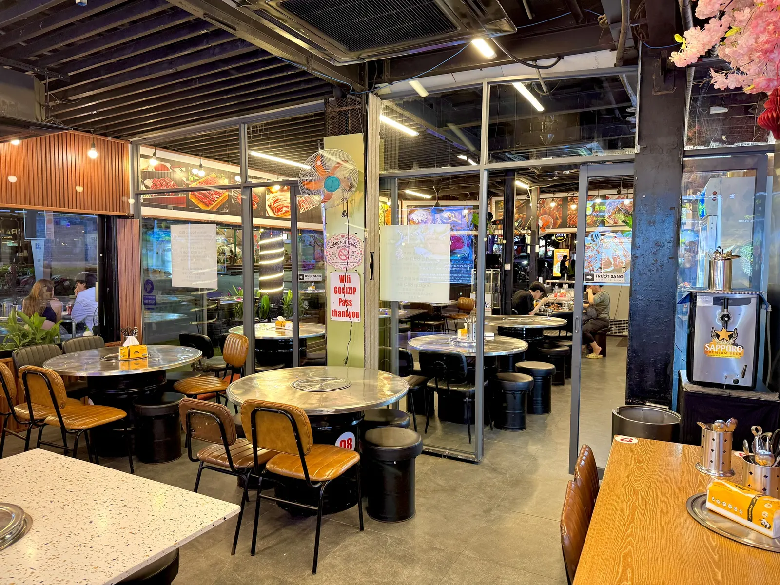 Phòng điều hòa kín Gogizip BBQ