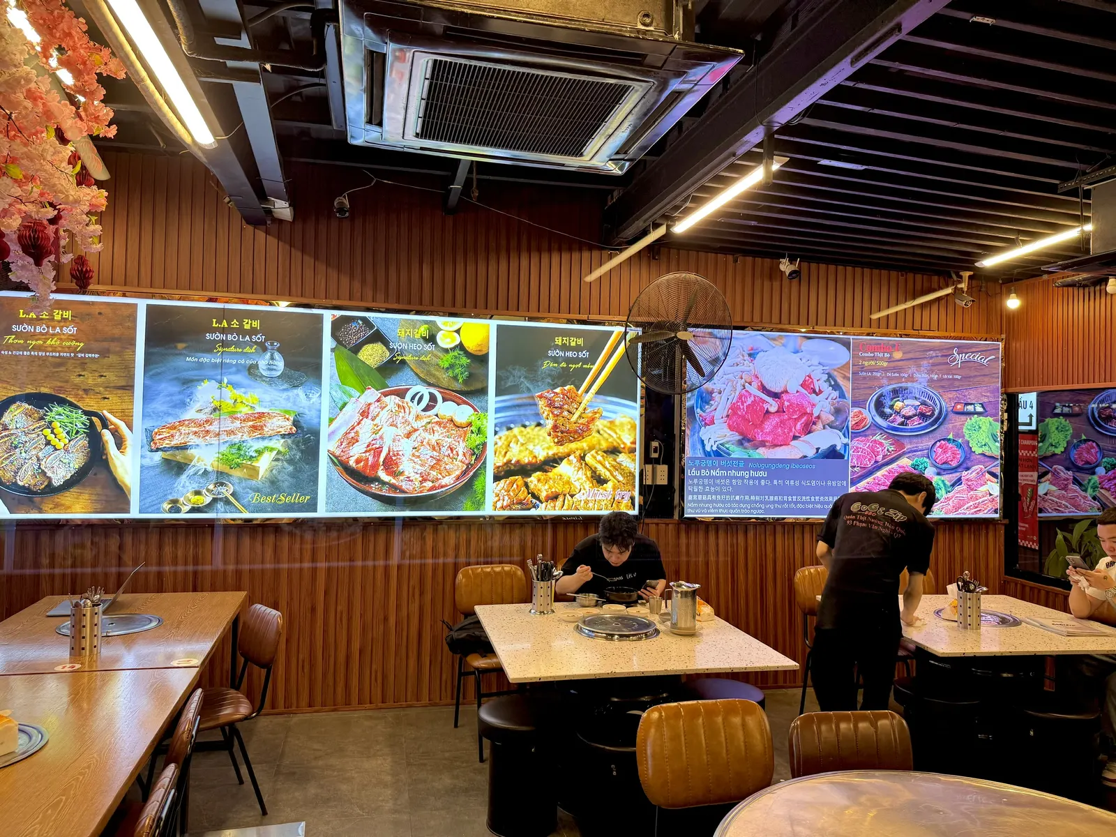 Phòng điều hòa kín Gogizip BBQ