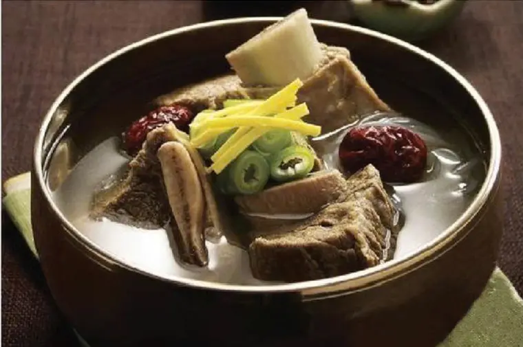 Súp sườn bò